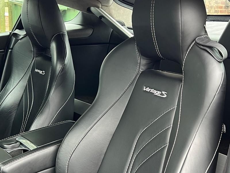 Used Aston Martin V8 Vantage 2015 Silver Coupe