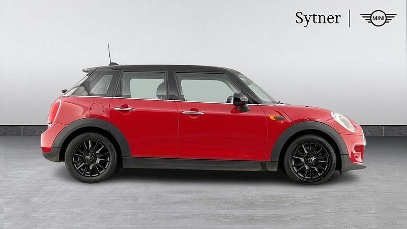 Usado Mini Cooper Hatch 136 HP (100 kW) 2018 Vermelho Citadino