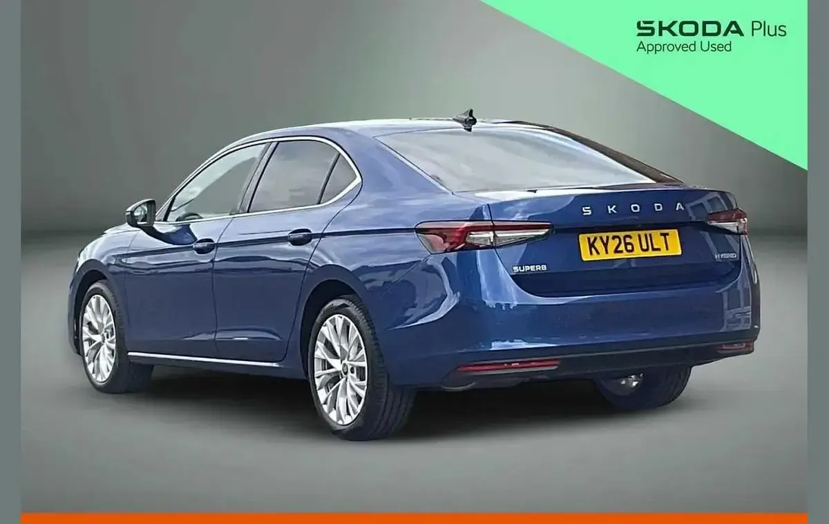New Skoda Superb SE L 150 HP (110 kW) 2026 Cobalt blue metallic Hatchback