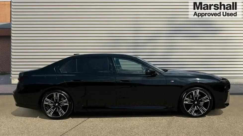 Used BMW 750e M Sport 489 HP (359 kW) 2024 Black Sedan
