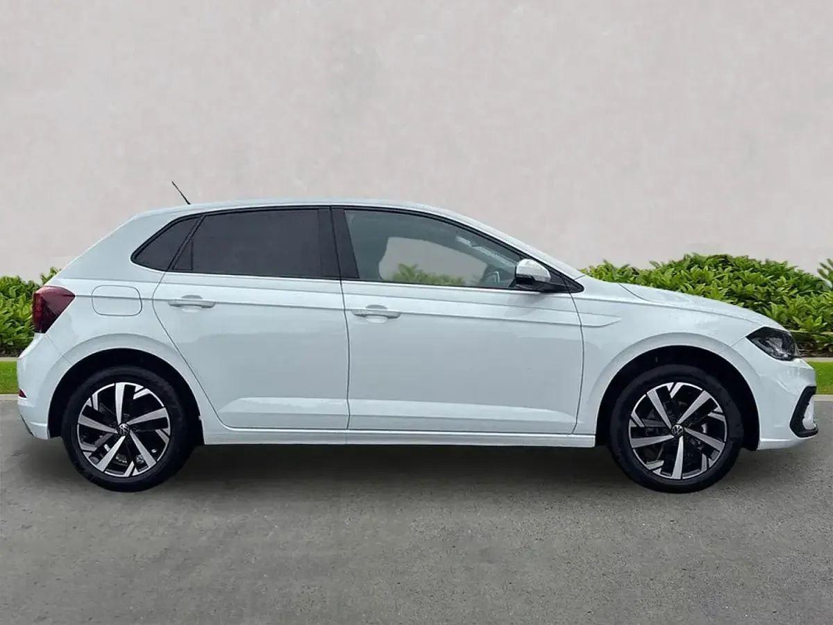Used VW Polo Match 95 HP (69 kW) 2026 White Hatchback
