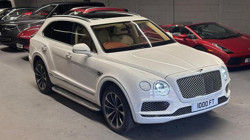 Used Bentley Bentayga 608 HP (447 kW) 2016 White SUV