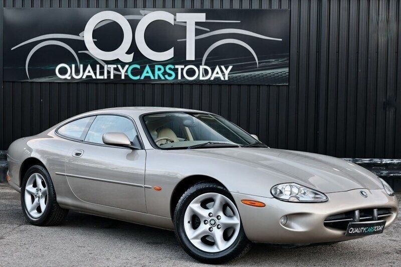 Used 2000 Jaguar XK8 Coupe | £7,995 (Good price) - Image 1/1