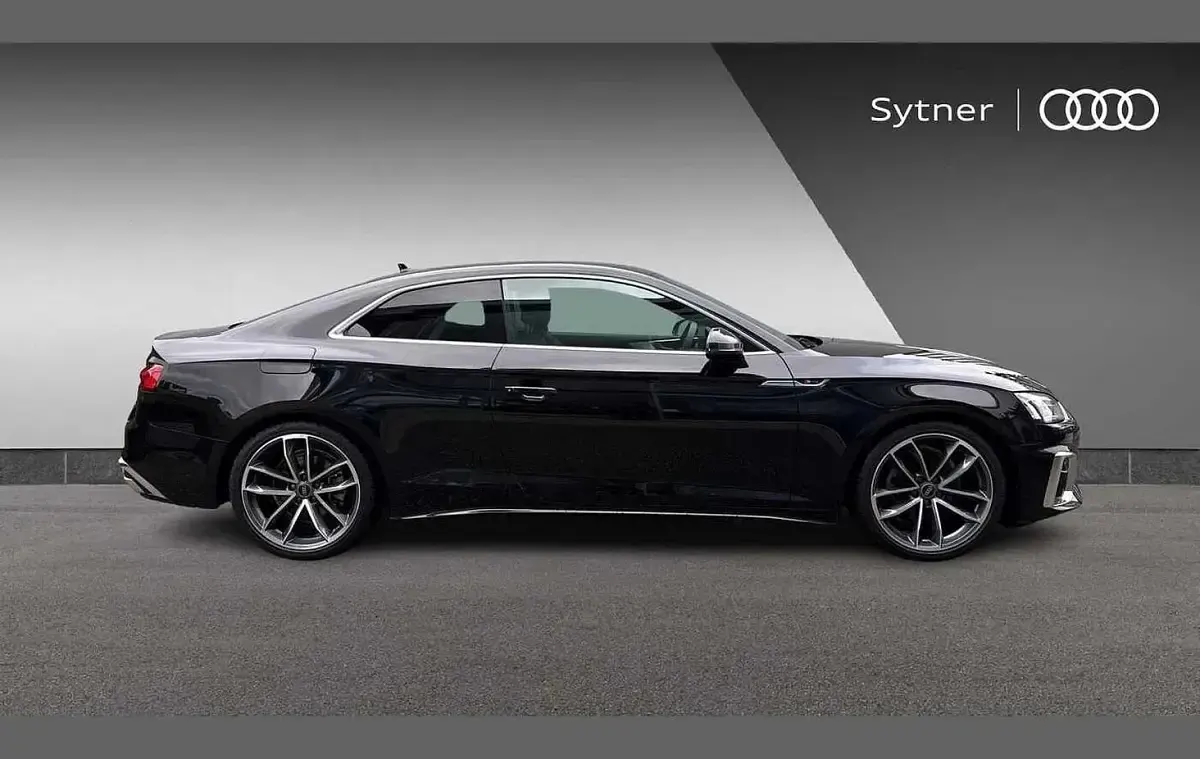 Begagnad Audi A5 S-Line 147 HK (108 kW) 2024 Svart Sportkupé