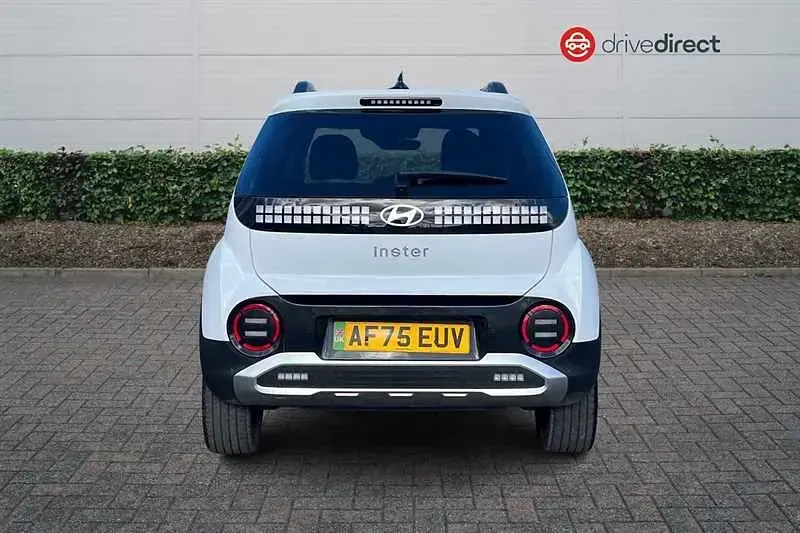 Used Hyundai Inster 85 kW (116 HP) 2025 White Hatchback