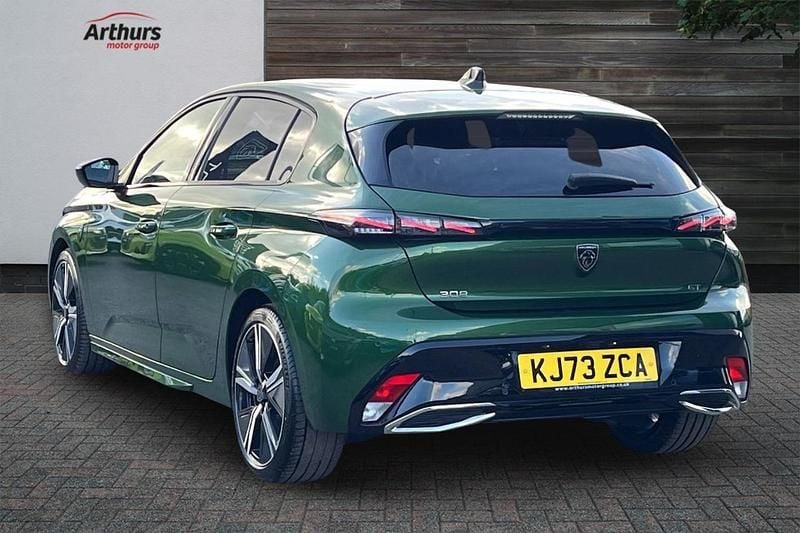 Used Peugeot 308 GT 129 HP (94 kW) 2024 Green Hatchback