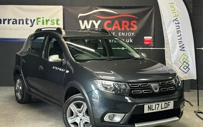 Used Dacia Sandero Lauréate 90 HP (66 kW) 2017 Hatchback