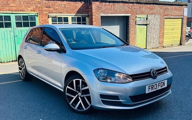 Begagnad VW Golf VII S 122 HK (89 kW) 2015 Halvkombi