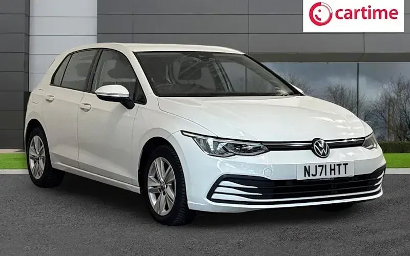 Used VW Golf VIII Life 131 HP (96 kW) 2024 Hatchback