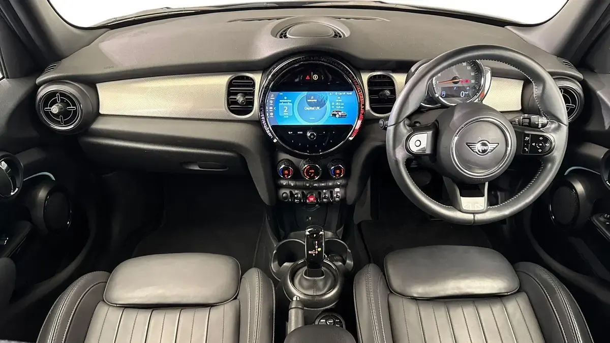 Used Mini Cooper Exclusive 134 HP (98 kW) 2022 Blue Hatchback