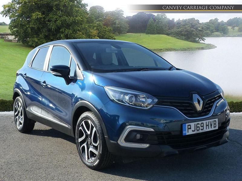Blue Used 2019 Renault Captur Iconic SUV | £12,300 (Fair price) - Image 1/4