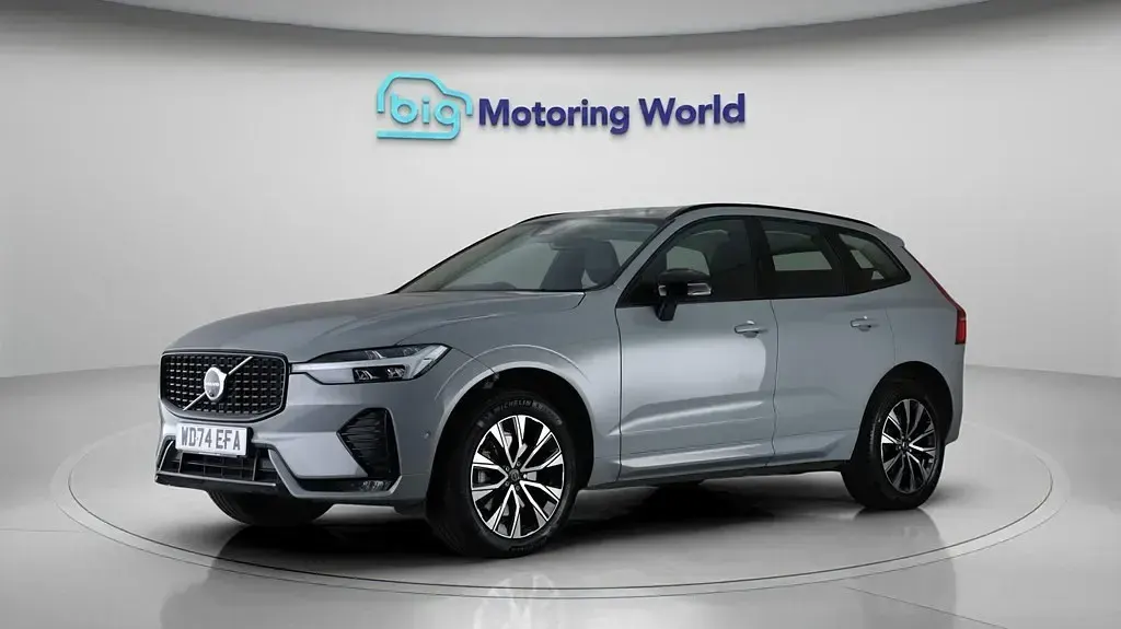 Second-hand Volvo XC60 Plus 250 CP (183 kW) 2024 Gri SUV