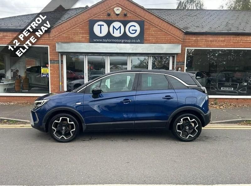 Used Vauxhall Crossland Elite 83 HP (61 kW) 2021 Blue SUV