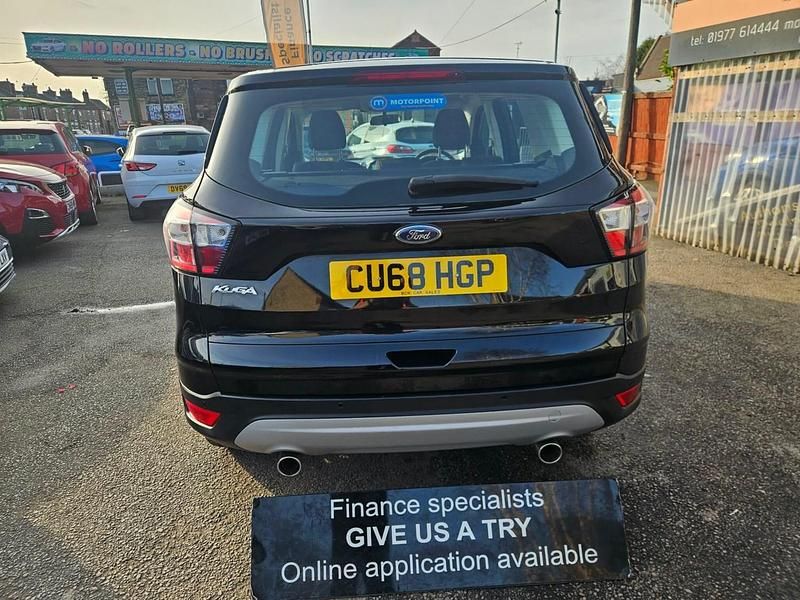 Used Ford Kuga Zetec 120 HP (88 kW) 2018 Black SUV