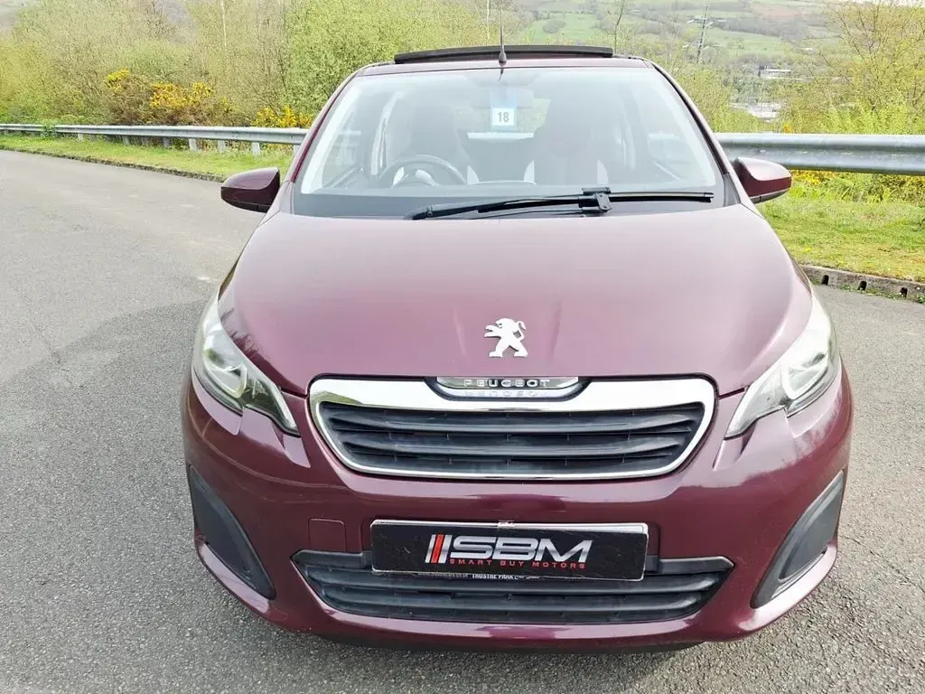 Used Peugeot 108 Active Top 68 HP (50 kW) 2015 Mauve/purple Hatchback