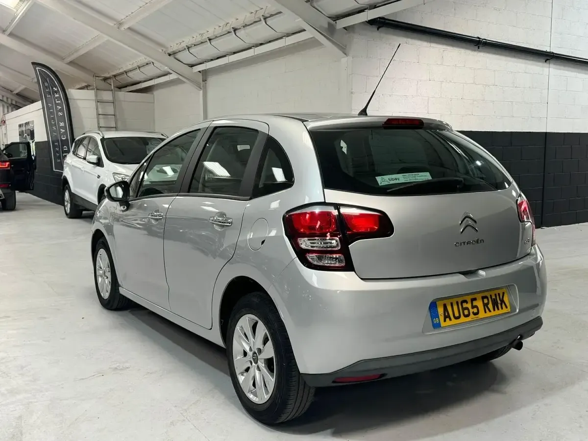 Used Citroën C3 PureTech 82 HP (60 kW) 2015 Silver Hatchback