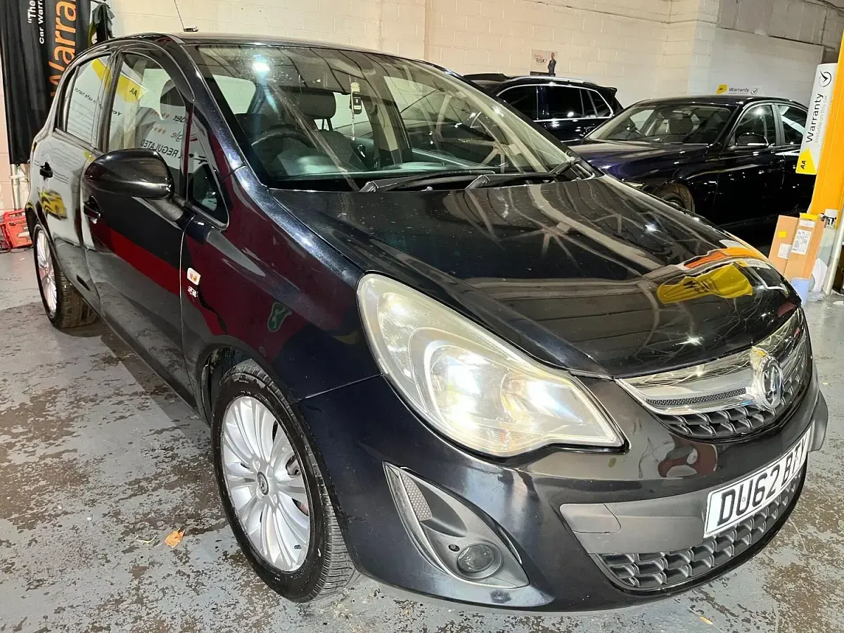 Used Vauxhall Corsa 100 HP (73 kW) 2012 Black Hatchback