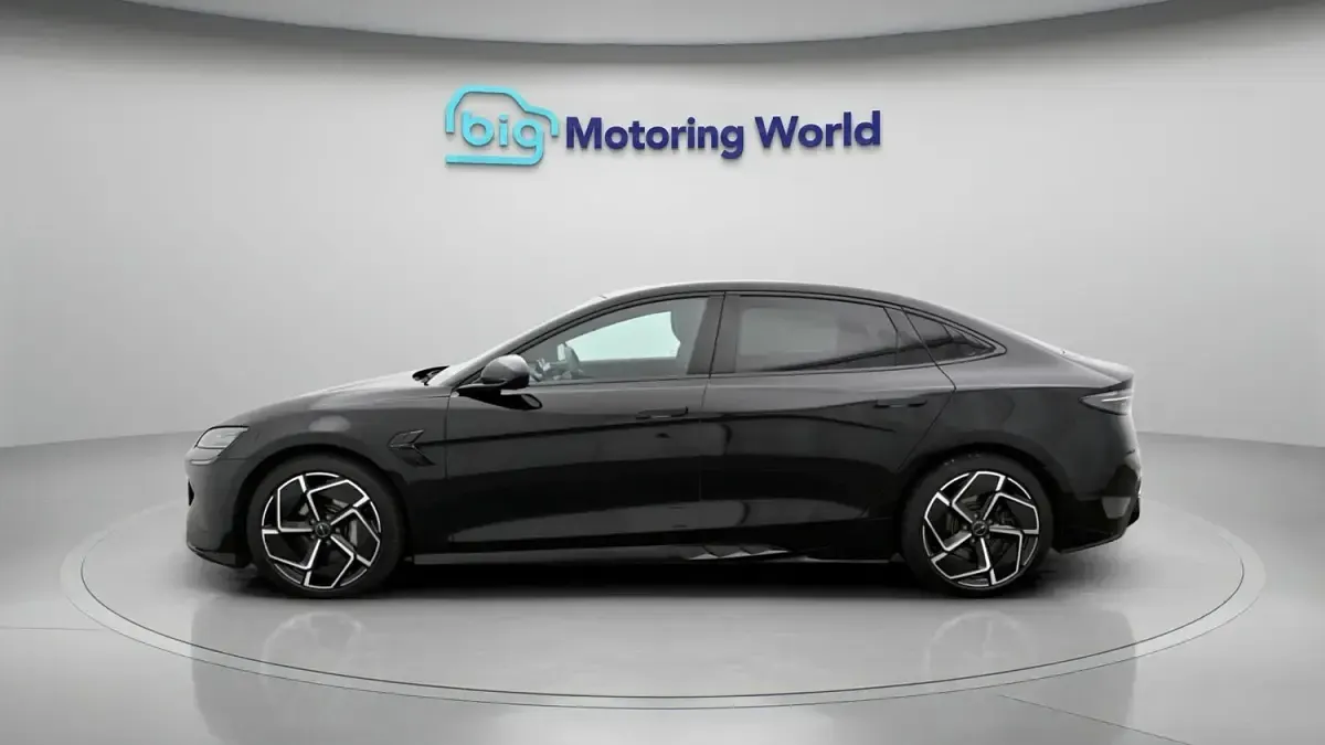 Used BYD Seal 389 kW (530 HP) 2024 Black Sedan
