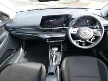 Used Hyundai Bayon Premium 120 HP (88 kW) 2024 Grey SUV