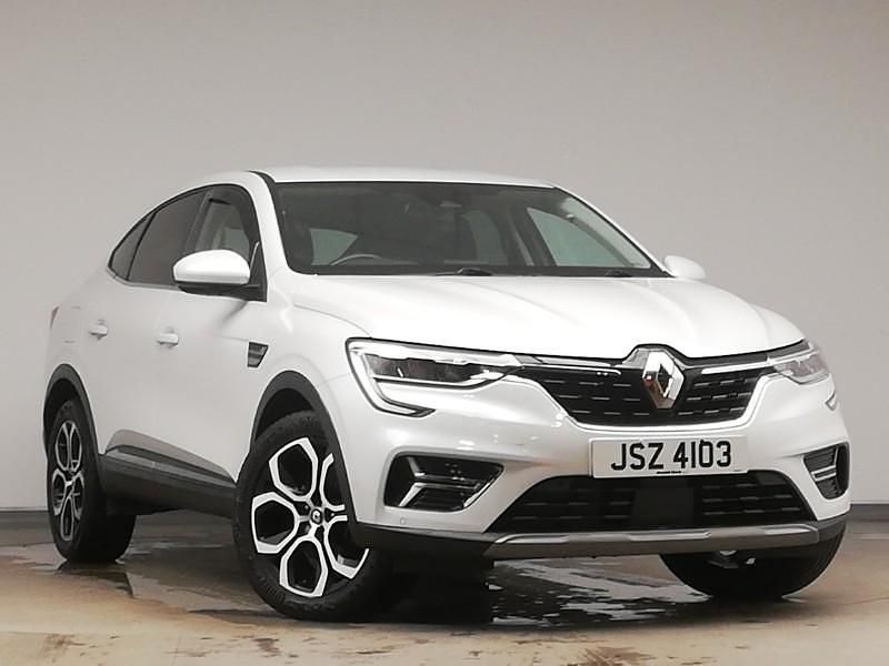 White Used 2022 Renault Arkana Version S SUV | £15,998 (Fair price) - Image 1/4