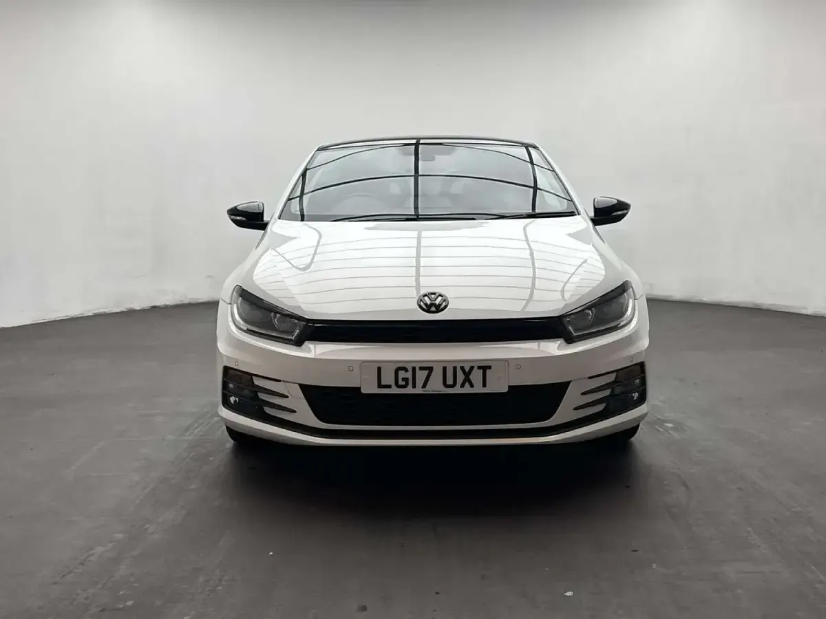 Used VW Scirocco Black Edition 125 HP (91 kW) 2017 White Coupe