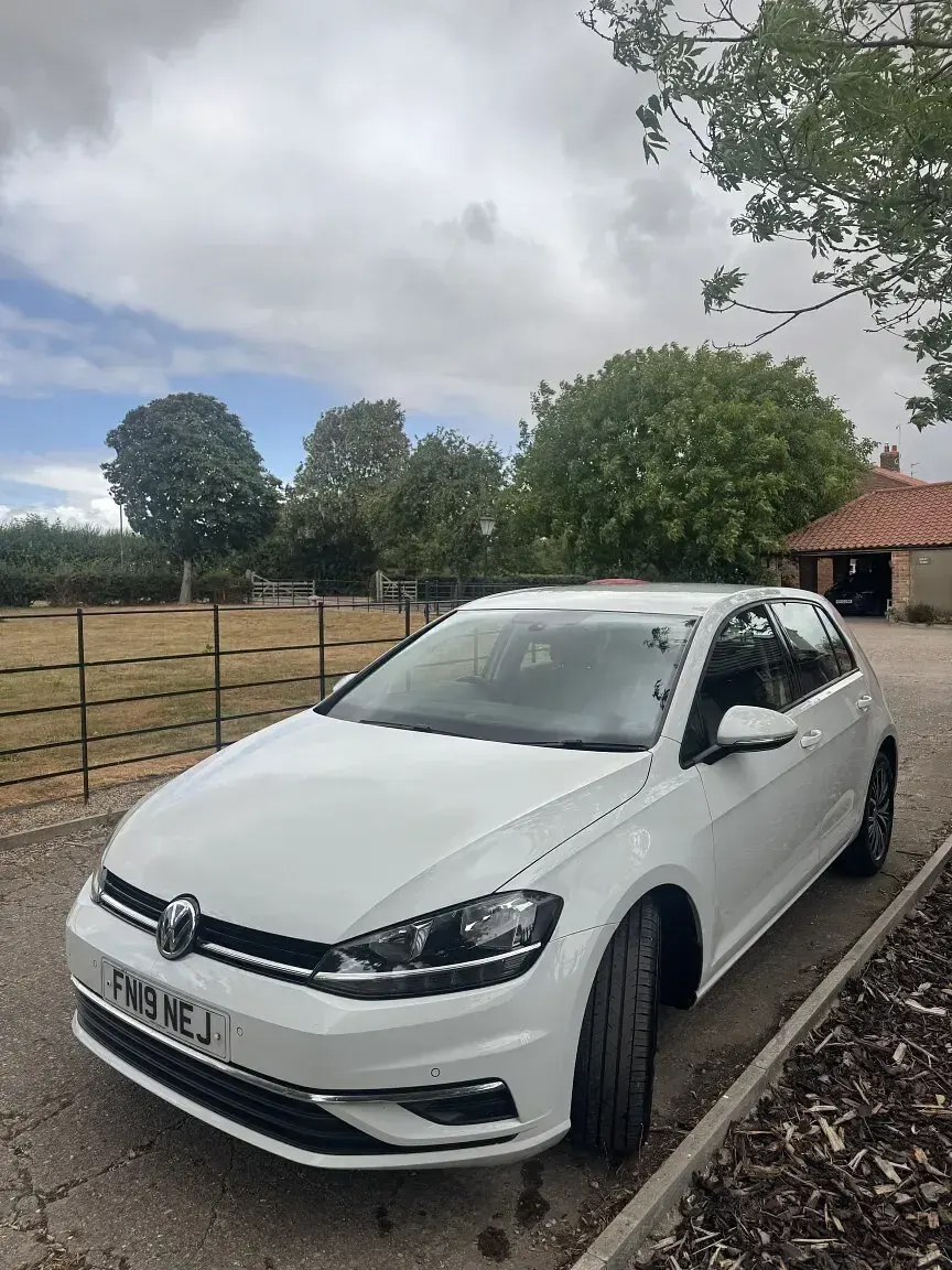 Used VW Golf VII SE 2019 White Hatchback