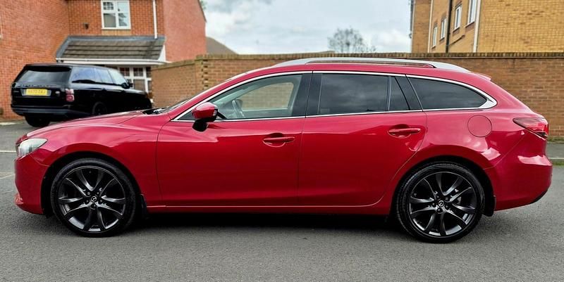 Usado Mazda 6 Inclusive 2014 Vermelho Carrinha