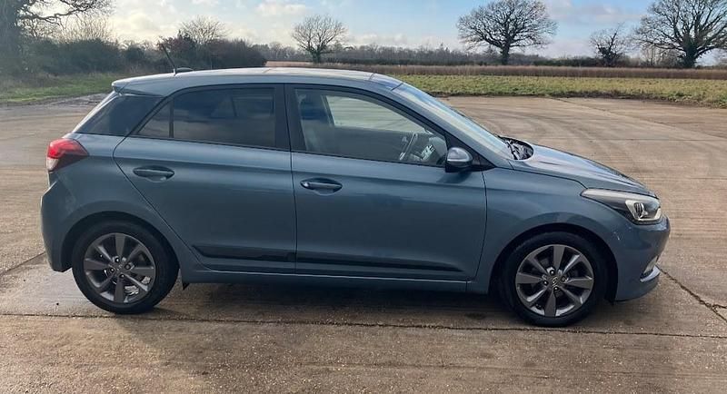 Used Hyundai i20 Premium SE 2015 Blue Hatchback