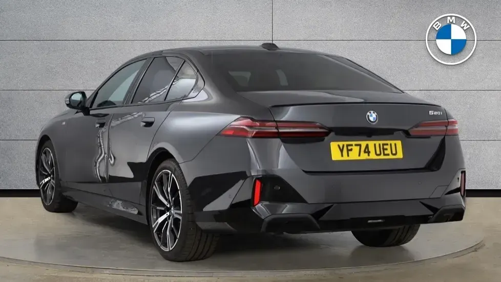Used BMW 520 M Sport 205 HP (150 kW) 2024 Grey