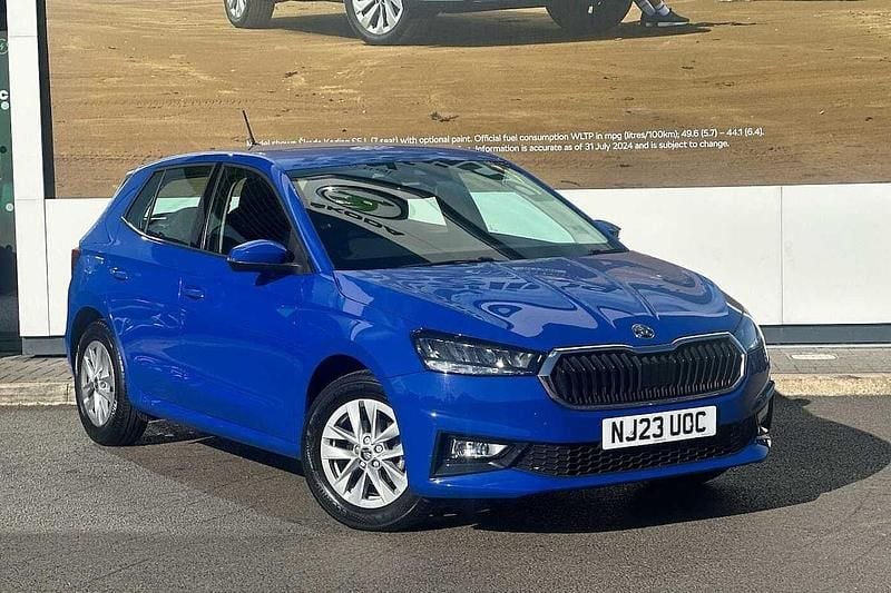 Energy blue Used 2023 Skoda Fabia Comfort Hatchback | £12,750 (Good price) - Image 1/4