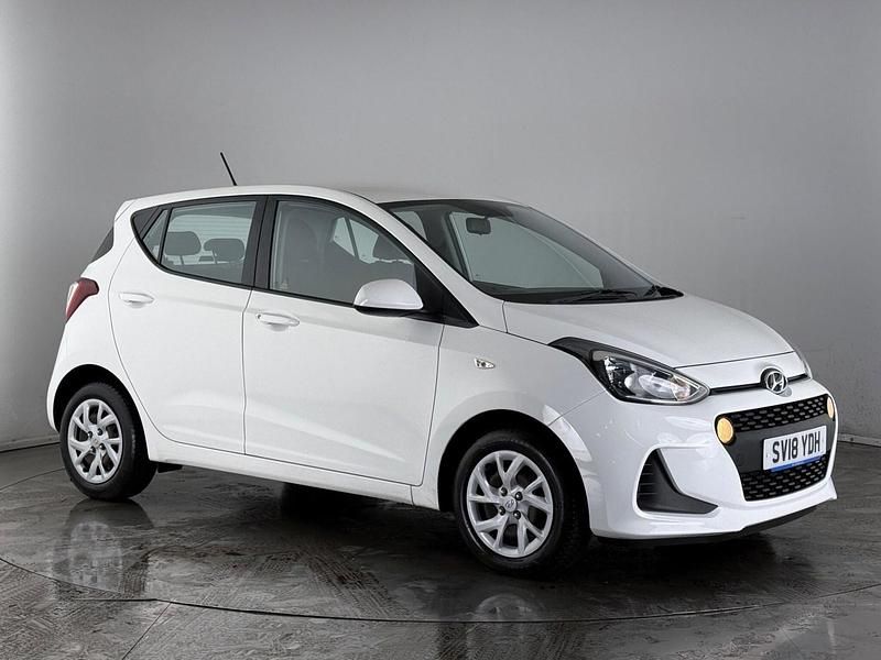 White Used 2018 Hyundai i10 SE Hatchback | £5,050 (Good price) - Image 1/4