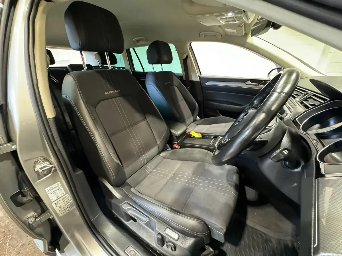 Used VW Passat Alltrack S 190 HP (139 kW) 2017 Silver Estate