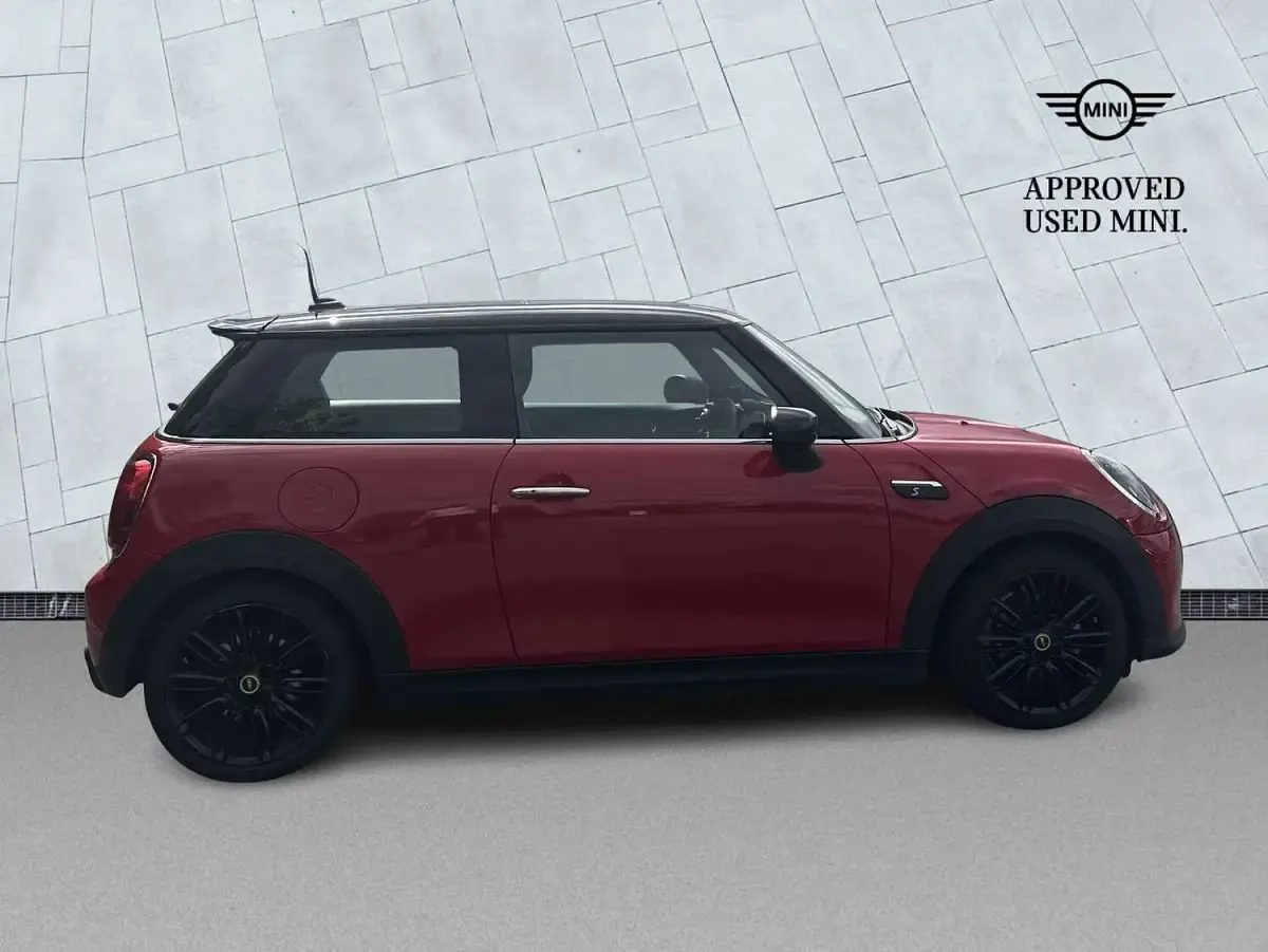 Used Mini Cooper S Hatch 135 kW (184 HP) 2022 Red Hatchback