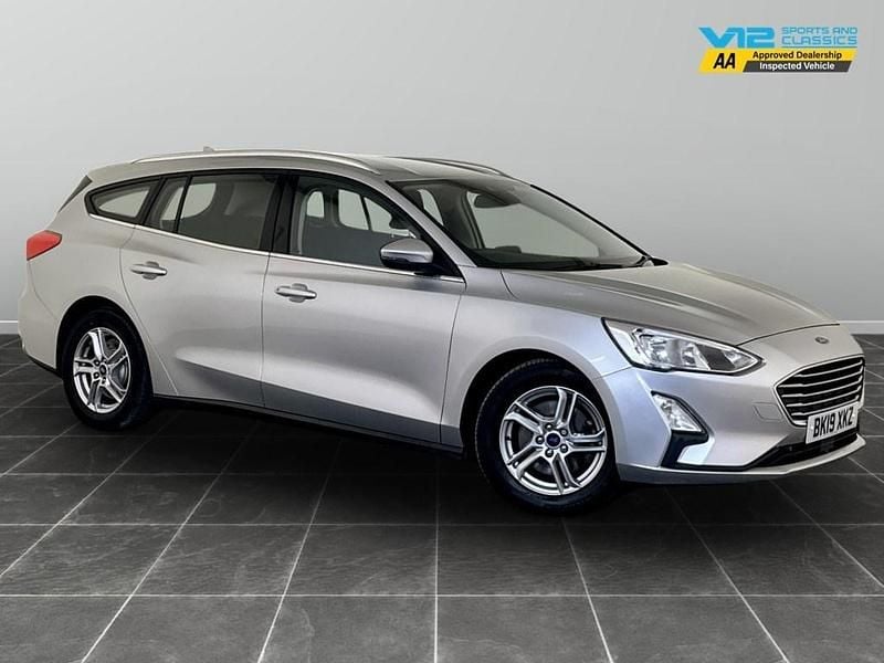Silver Used 2019 Ford Focus Zetec Estate | £6,795 (Good price) - Image 1/2