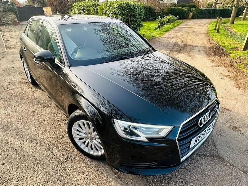 Used Audi A3 Sportback Design 150 HP (110 kW) 2018 Black Hatchback