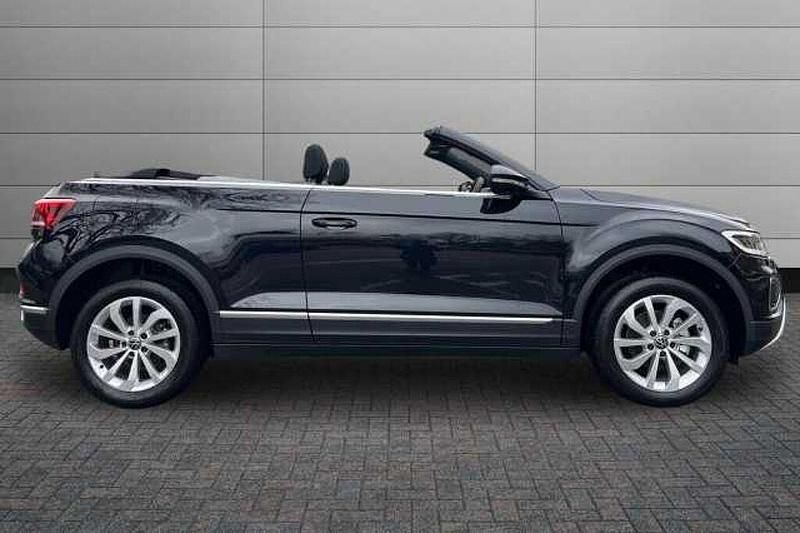 New VW T-Roc 150 HP (110 kW) 2025 SUV