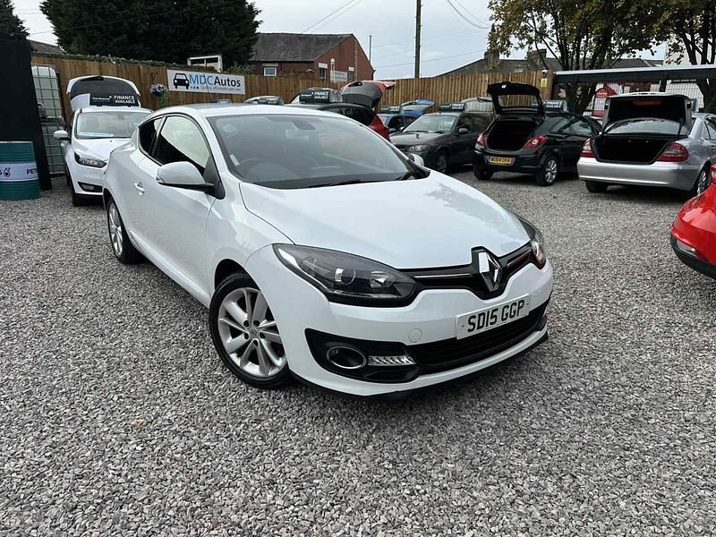 White Used 2015 Renault Mégane Coupé Dynamique Coupe | £3,499 (Fair price) - Image 1/4