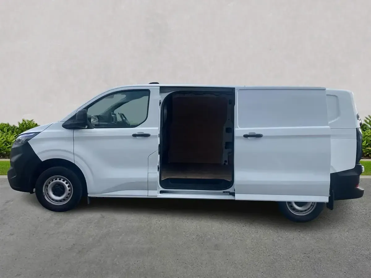 Used Ford Transit Custom S 2024 White Van