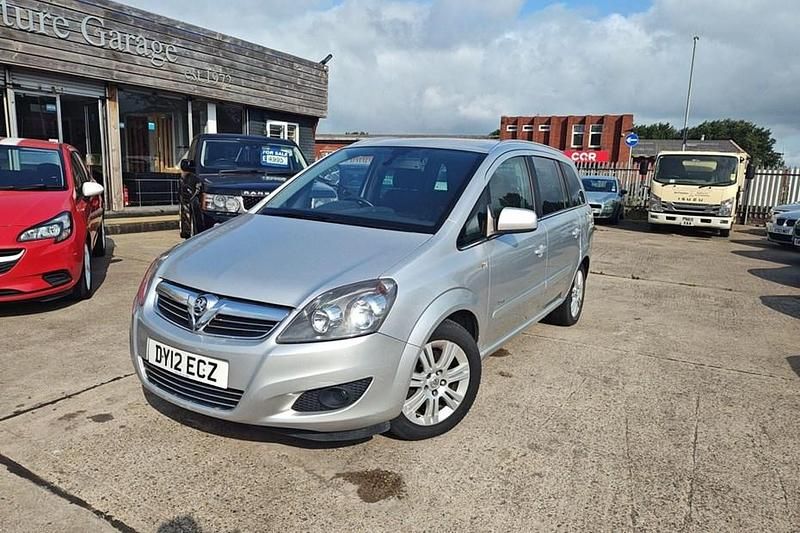 Silver Used 2012 Vauxhall Zafira Design Edition MPV | £1,790 (Super price) - Image 1/1