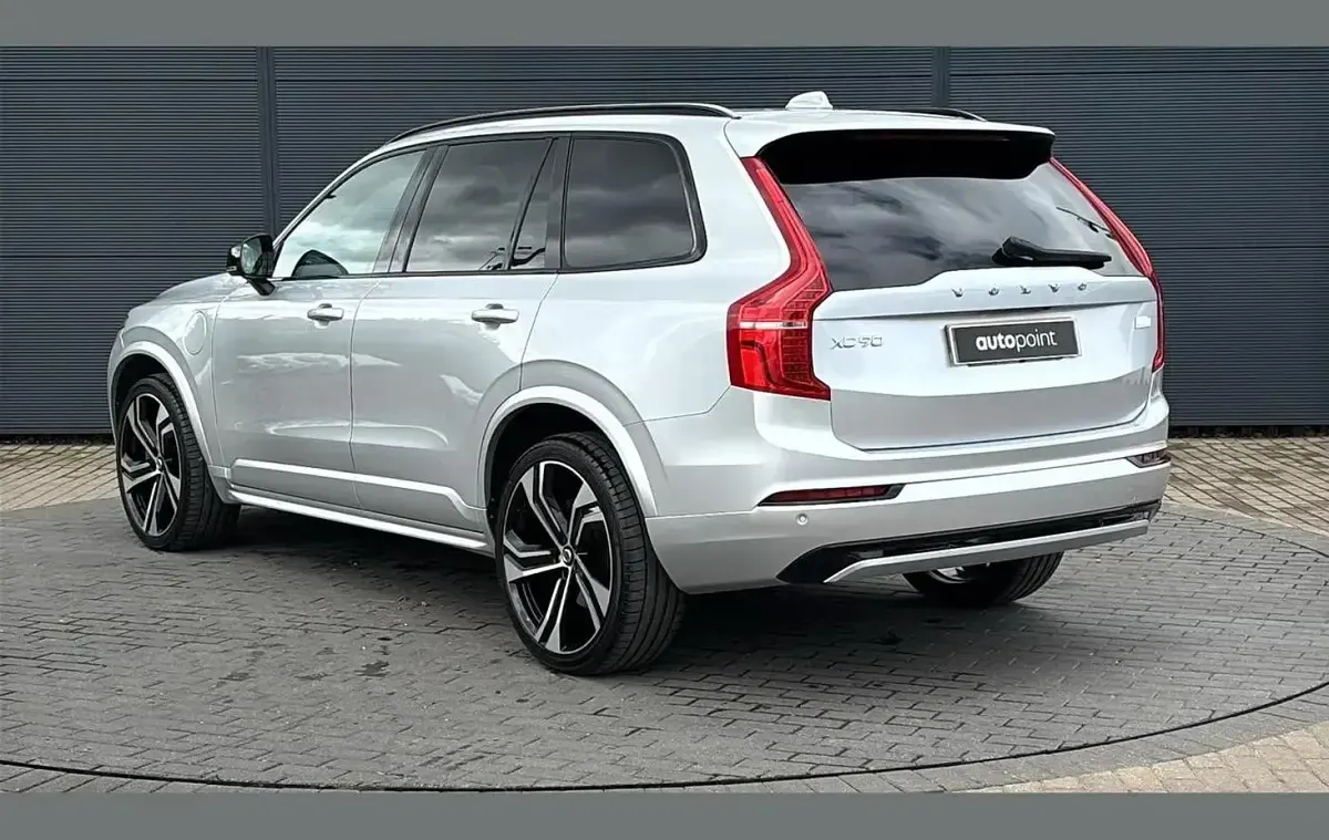 Used Volvo XC90 R-Design 385 HP (283 kW) 2021 Silver SUV