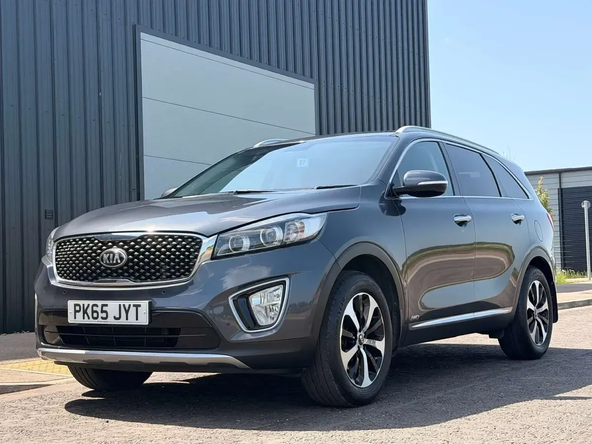 Used Kia Sorento 200 HP (147 kW) 2015 Grey SUV