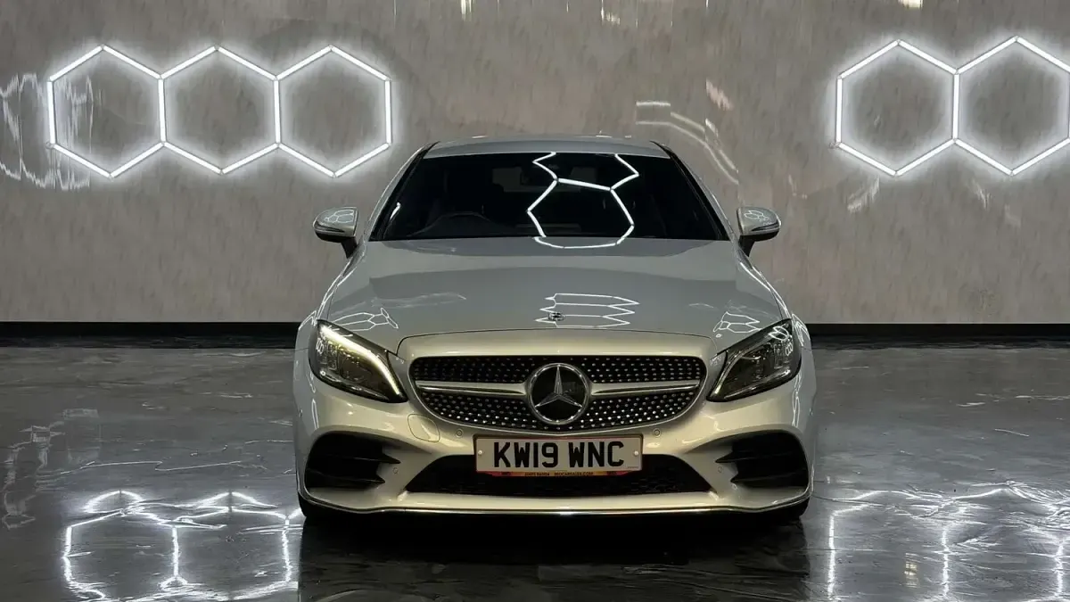 Used Mercedes C300 AMG Line Premium 245 HP (180 kW) 2019 Silver Coupe