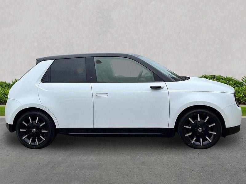 Used Honda e Advance 113 kW (154 HP) 2020 White Hatchback