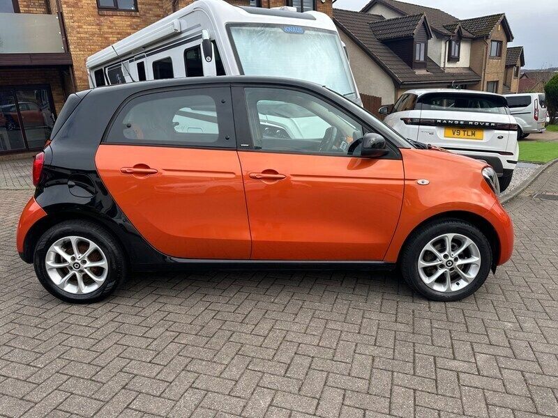 Orange Used 2015 Smart ForFour Passion Hatchback | £4,995 (Good price) - Image 1/2