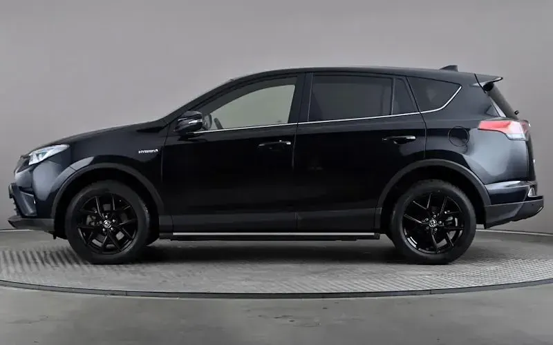 Used Toyota RAV4 Hybrid 197 HP (144 kW) 2018 Black SUV