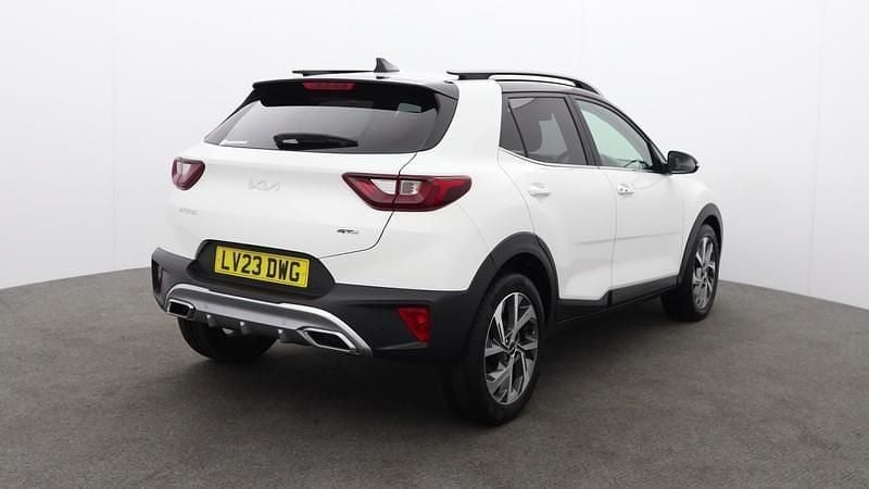 Used Kia Stonic GT-Line S 118 HP (86 kW) 2023 White SUV