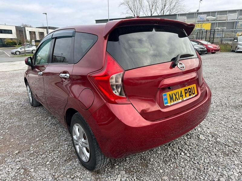 Używany Nissan Note 2025 Czerwony Hatchback