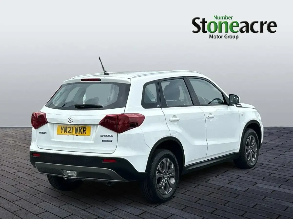 Used Suzuki Vitara SZ4 129 HP (94 kW) 2021 White SUV