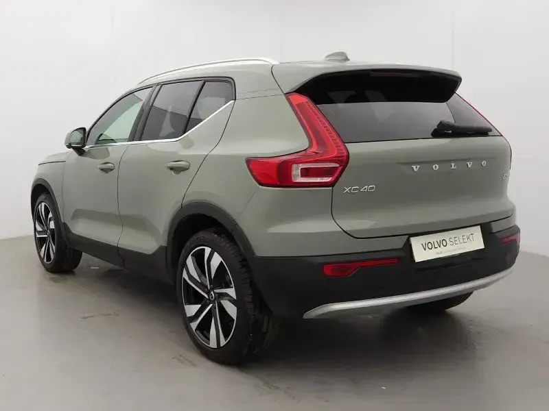 Usado Volvo XC40 Ultra 2025 Verde SUV