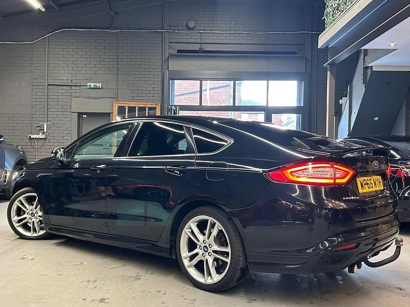 Used Ford Mondeo Titanium 2016 Black Hatchback